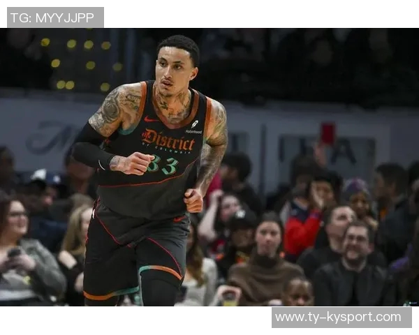 库兹马高效表现助雄鹿赢得关键战役31分钟砍下31分6篮板